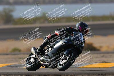 media/Dec-18-2022-SoCal Trackdays (Sun) [[8099a50955]]/Turn 14 (940am)/